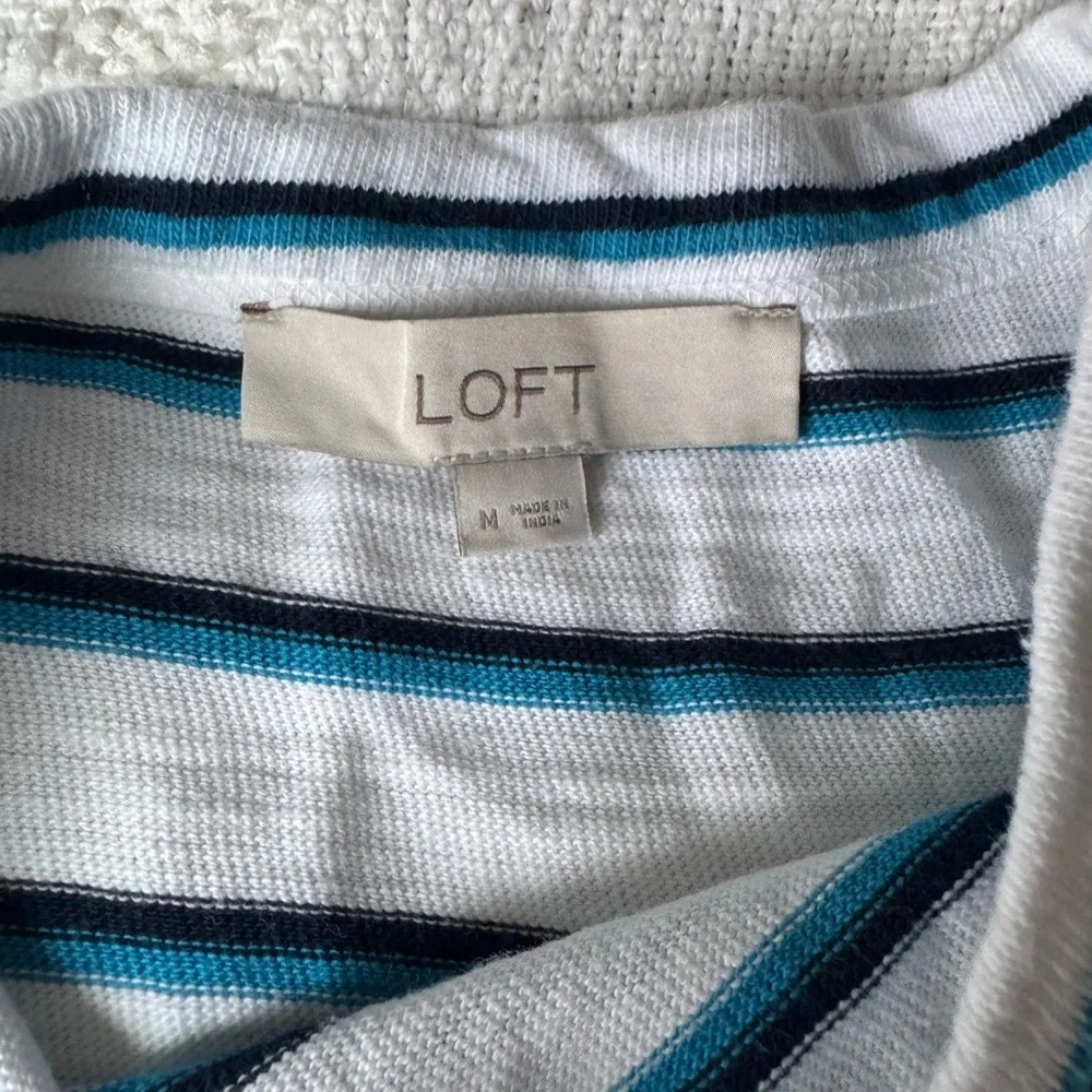 ๐ผ5 For $25๐ผ LOFT Navy and White Striped Tank Top Size M - Picture 6 of 8